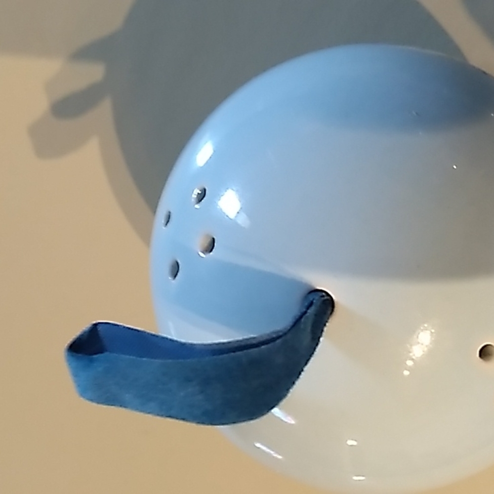 Porcelain potpourri diffuser. Excellent for linen closet. - Picture 7 of 7